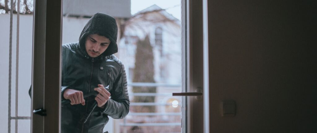 Meer inbraken tijdens de kerstvakantie, inbrekers