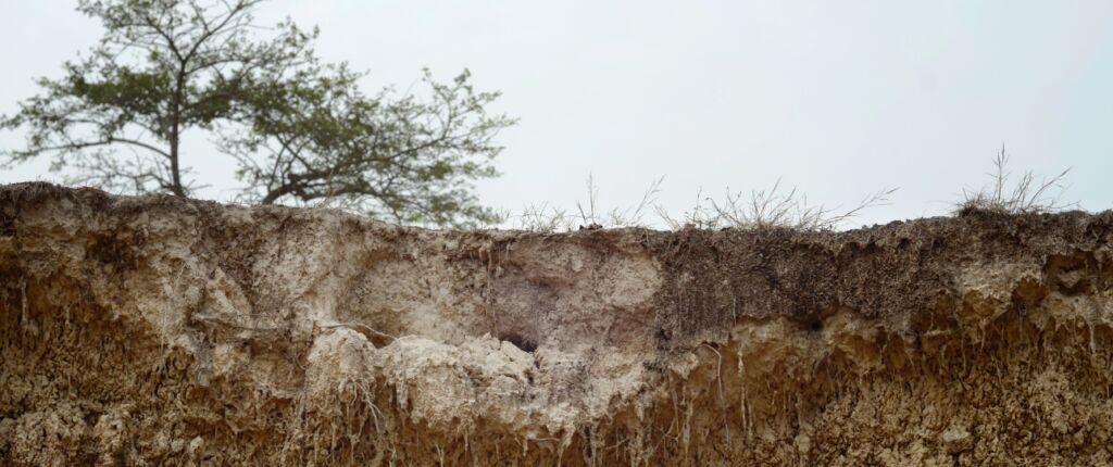 Huidige afbeelding: Nederland verzakt, funderingsproblemen