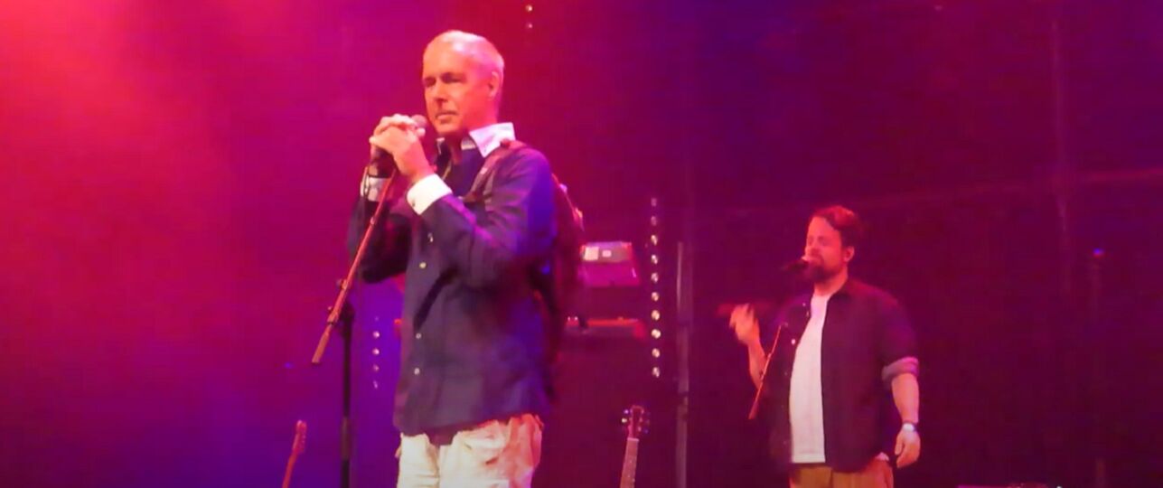 Hans de Booij gaat weer zingen