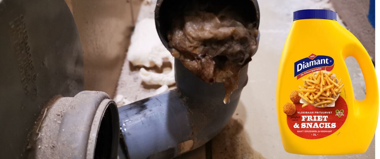 Verstoppingen door frituurvet doorspoelen