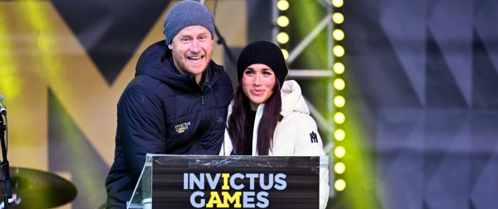 Huidige afbeelding: Harry en Meghan bij de Invictus Games.