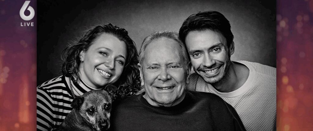 Huidige afbeelding: Rob de Nijs met zijn zoon Robbert en schoondochter.