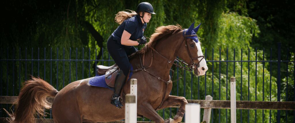 Huidige afbeelding: Amalia valt van paard