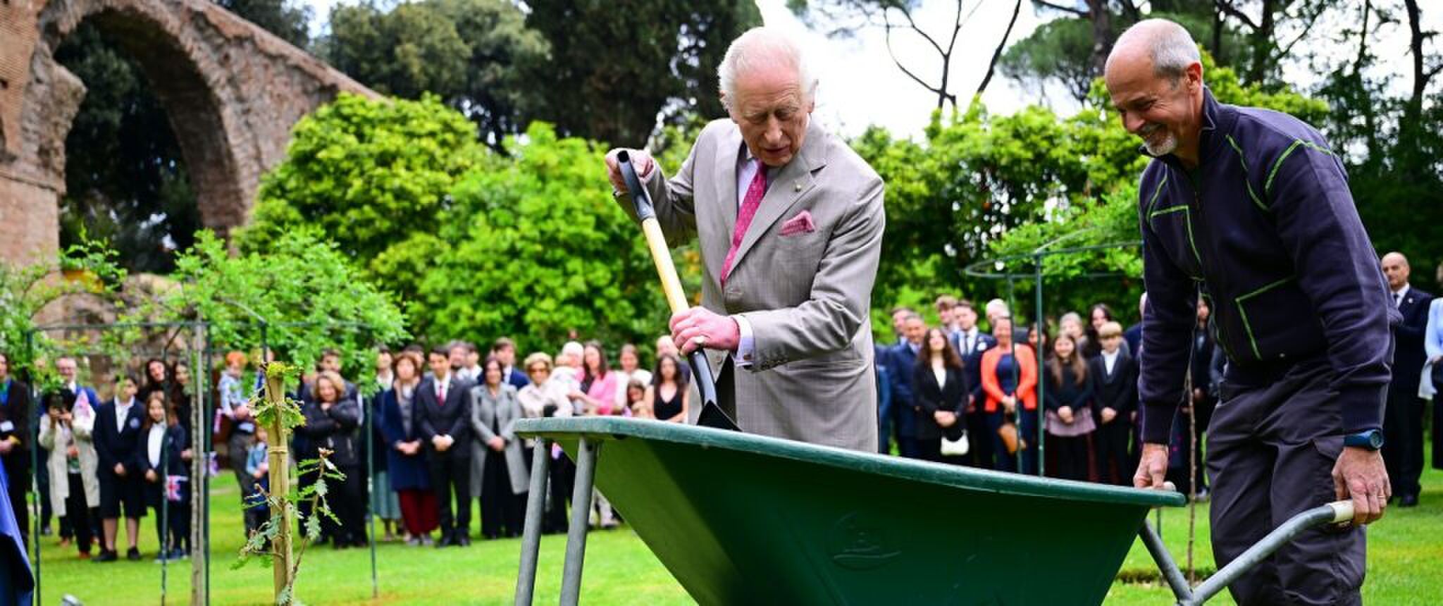 Huidige afbeelding: koning Charles en de natuur