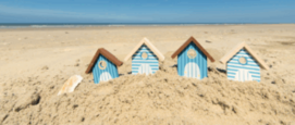 strandhuizen of groepsaccommodaties