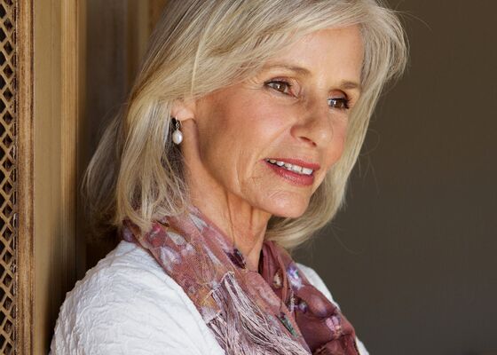 kleding kleur bij grijs haar