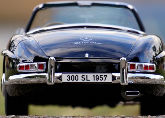 Oldtimers-brengen-10-miljoen-op