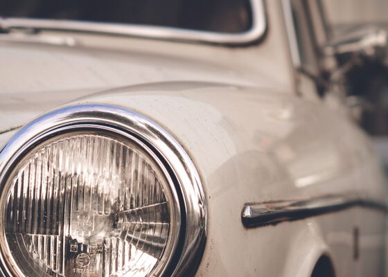 Gestolen oldtimer, Mercedes 300, 6 km verderop gevonden