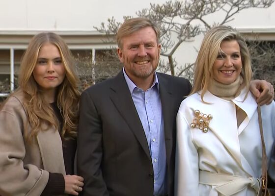 Koningspaar still NOS fotosessie Asd