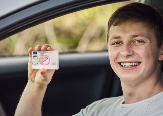 Steeds meer valse rijbewijzen in omloop