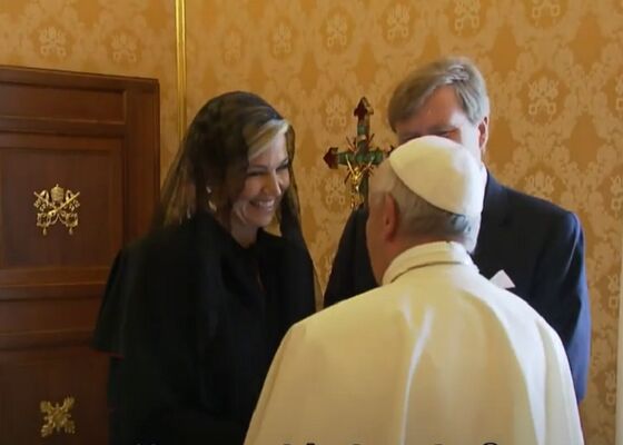 Máxima krijgt speciaal moment met de paus