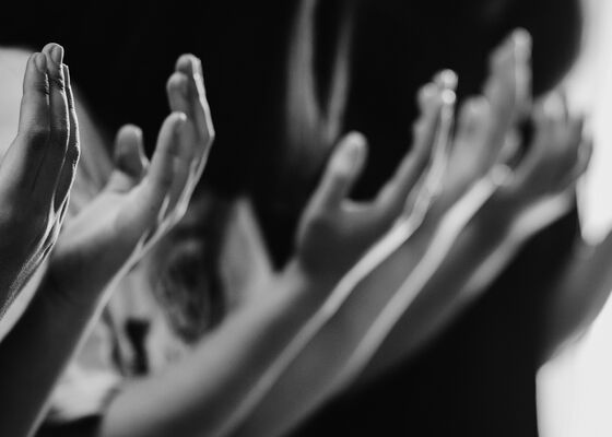 Nieuwe hulplijn voor sekteslachtoffers