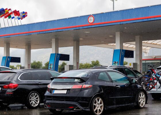 Brandstofprijzen in Europa: Waar tank je het goedkoopst?