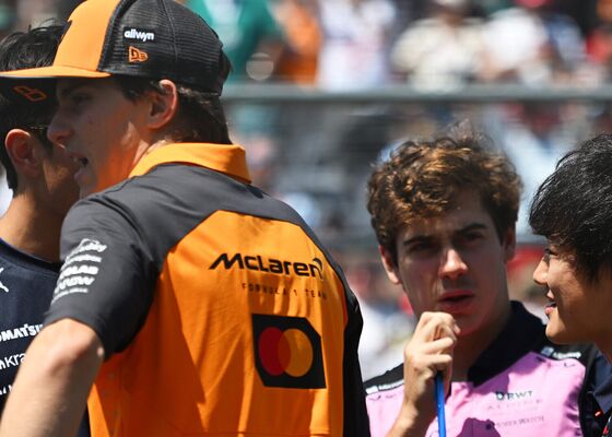 Gaat Alpine op zoek naar een nieuwe coureur?