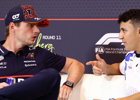 Waarom mag Max Verstappen niet testen in de Racing Bulls?