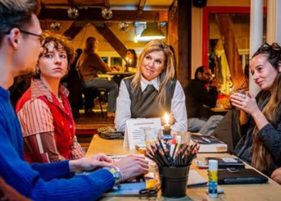 Máxima bezoek The Offline Club